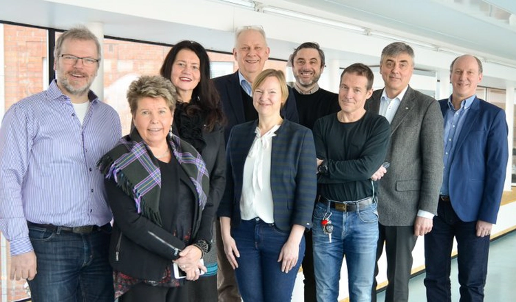 Insynsrådet, bakre raden från vänster: Uwe Raffalski (SACO), Ann Persson Grivas (LFV), Anders Jörle, Mark Pearce, (KTH), Stas Barabash (IRF), Olle Norberg (LTU). Främre raden från vänster Anja Taube (Sametinget), Maria Nilsson (Metria), Magnus Oja (ST).
