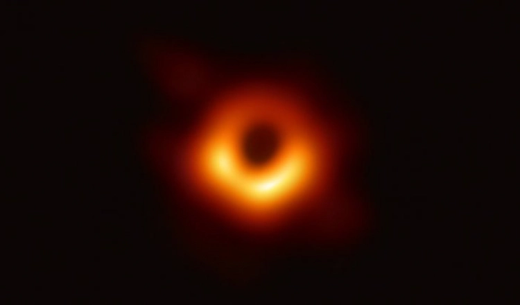 Radio image of the black hole in the M87 galaxy.