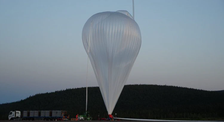 Ballong förebereds på Esrange Ballong förebereds på Esrange