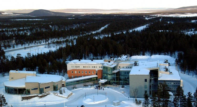 Flygbild av Rymdcampus i vinterskrud Flygbild av Rymdcampus i vinterskrud