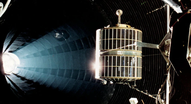 ESRO-1A testas vid rymdtekniska anläggningen ESTEC i Holland 1968. Foto: ESA ESRO-1A testas vid rymdtekniska anläggningen ESTEC i Holland 1968. Foto: ESA