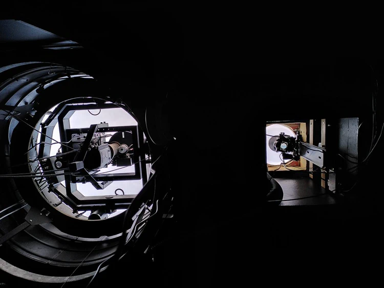 <em>The ALIS_4D camera at the head office in Kiruna (left) and the all-sky camera (right).</em>