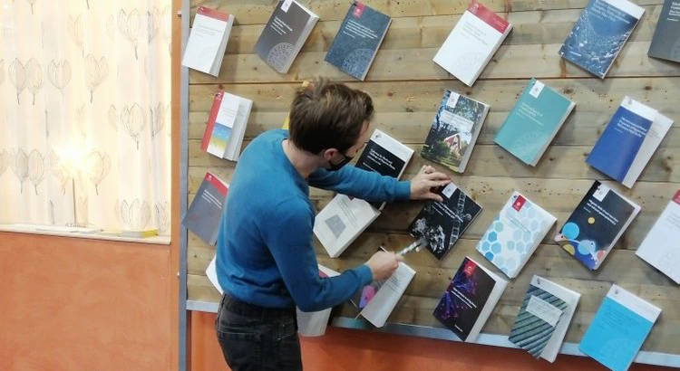 Fredrik Leffe Johansson spikar sin avhandling Fredrik Leffe Johansson spikar sin avhandling