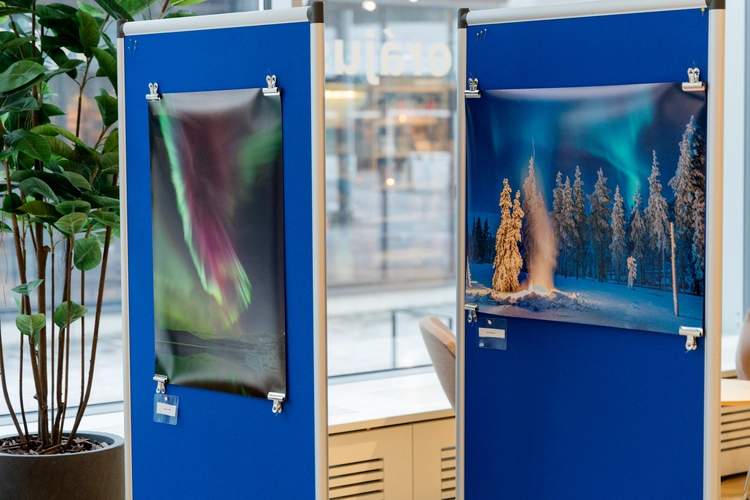 Norrskensbilder presenteras på Kiruna stadsbibliotek