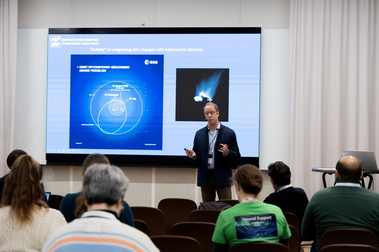 Hans Nilsson presenterar