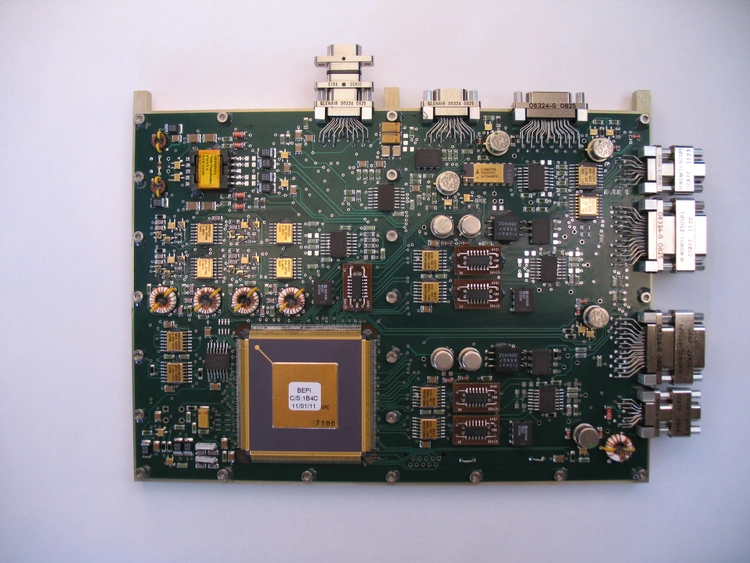 Electronics for MEFISTO. Photo: IRF