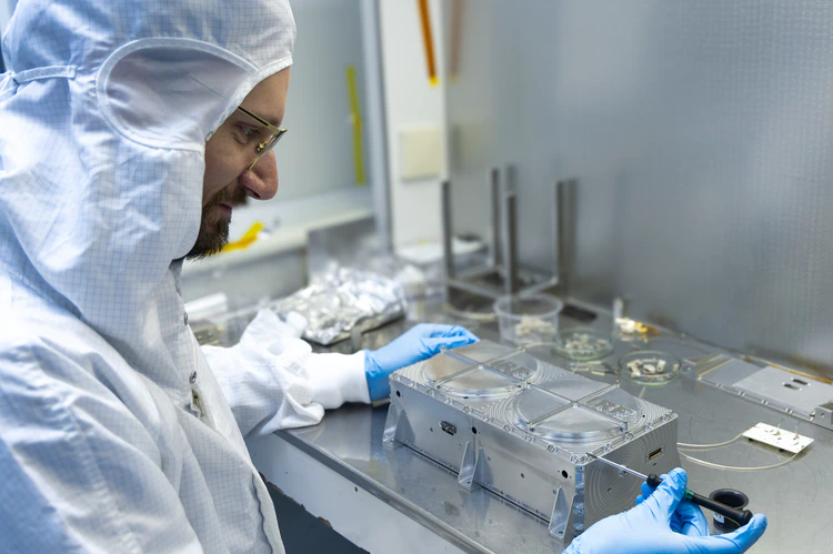 3DVI prototype in the integration lab in Kiruna with research engineer Maximilian Wecker.
