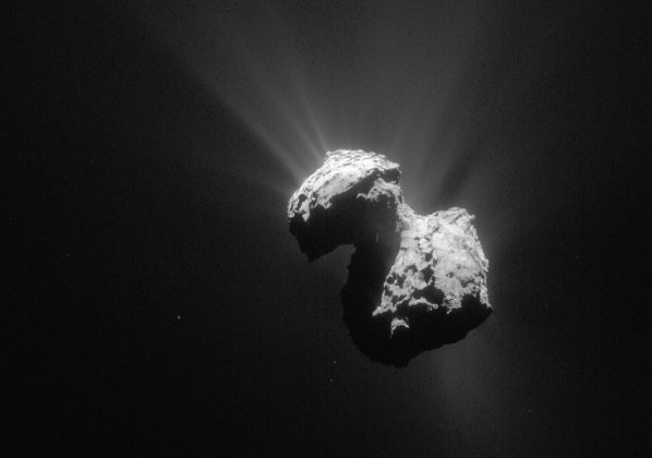 Rymdfarkosten Rosetta och kometen 67P närmar sig solen